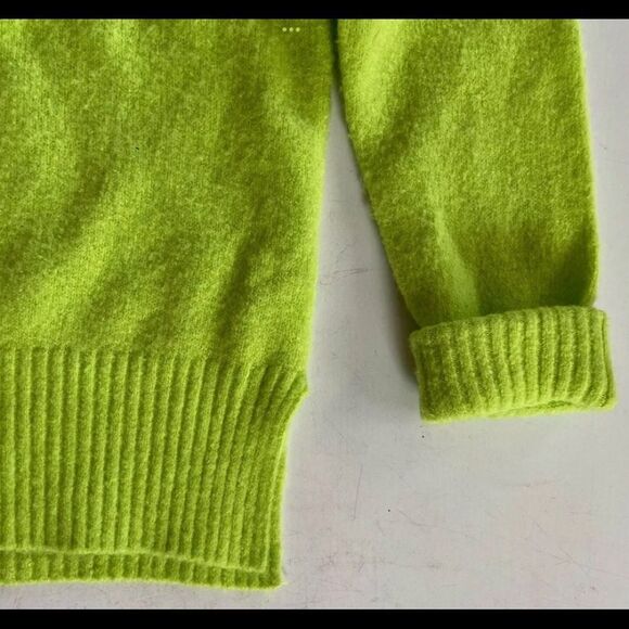 Kut From the Kluth Lime Green Pullover Sweater Solid - Picture 2 of 3